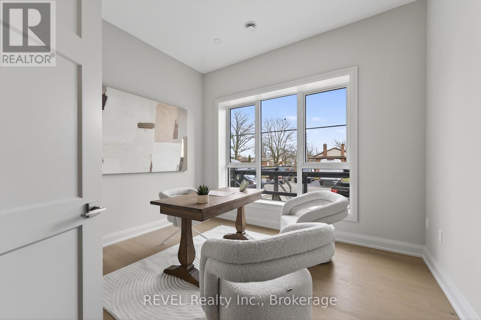 












209 - 2 ARBOURVALE COMMON

,
St. Catharines (Glendale/Glenridge),




Ontario
L2T2Z9

