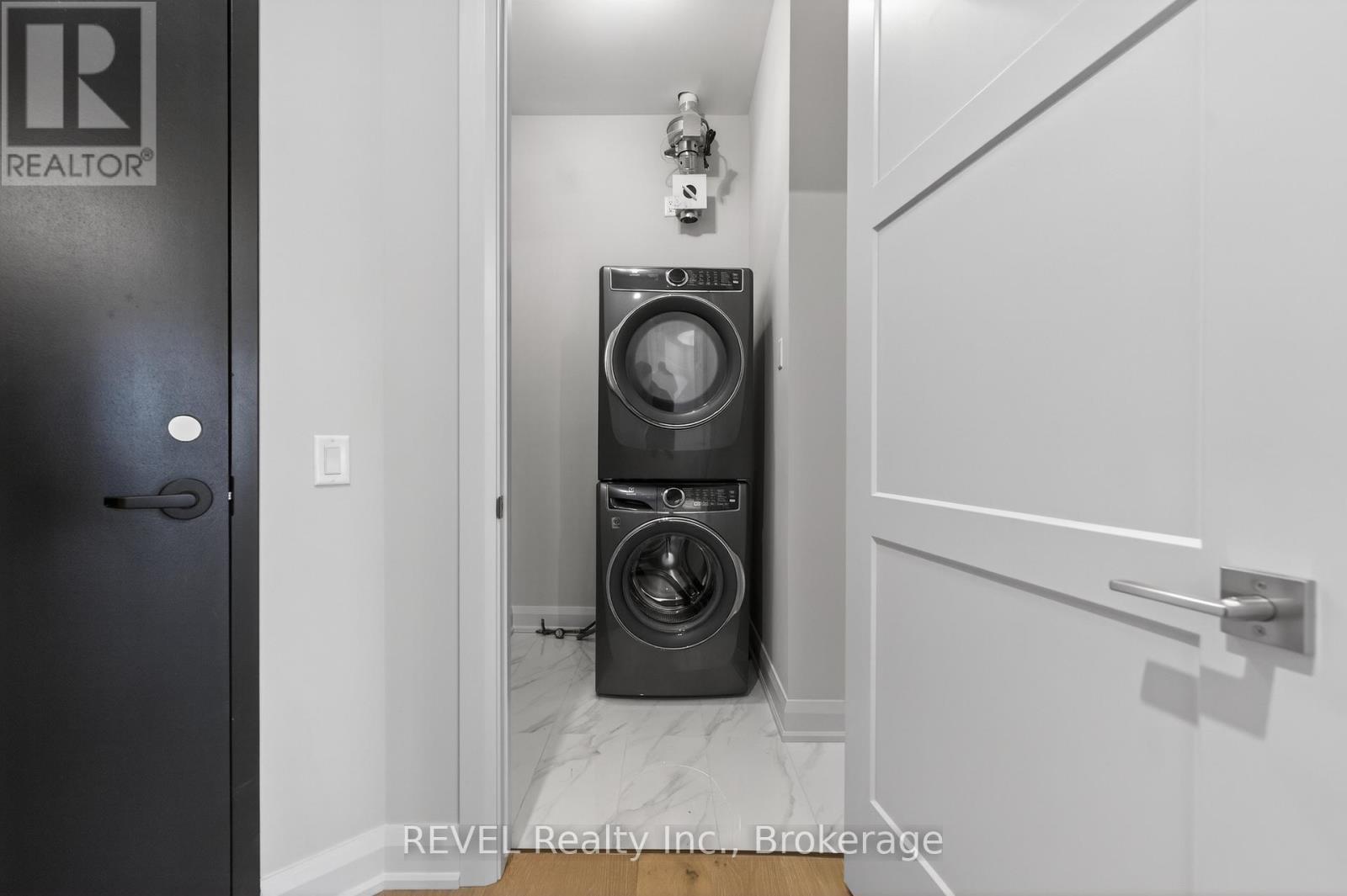 












209 - 2 ARBOURVALE COMMON

,
St. Catharines (Glendale/Glenridge),




Ontario
L2T2Z9

