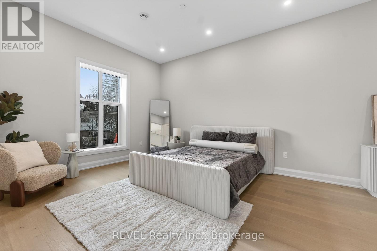 












209 - 2 ARBOURVALE COMMON

,
St. Catharines (Glendale/Glenridge),




Ontario
L2T2Z9

