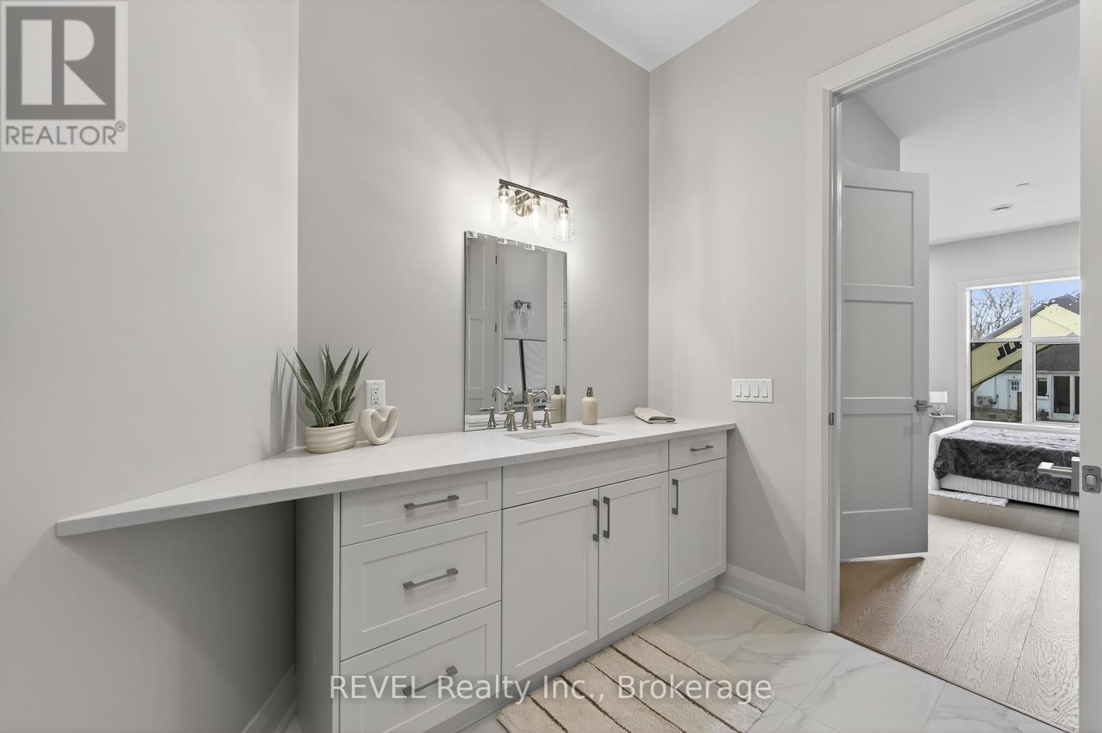 












209 - 2 ARBOURVALE COMMON

,
St. Catharines (Glendale/Glenridge),




Ontario
L2T2Z9

