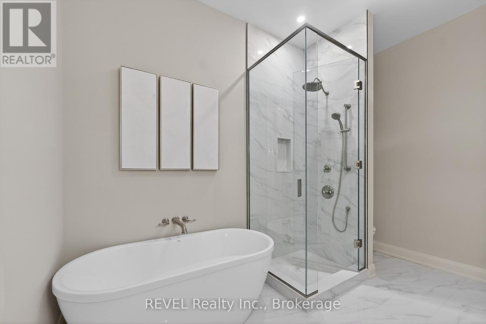 












209 - 2 ARBOURVALE COMMON

,
St. Catharines (Glendale/Glenridge),




Ontario
L2T2Z9

