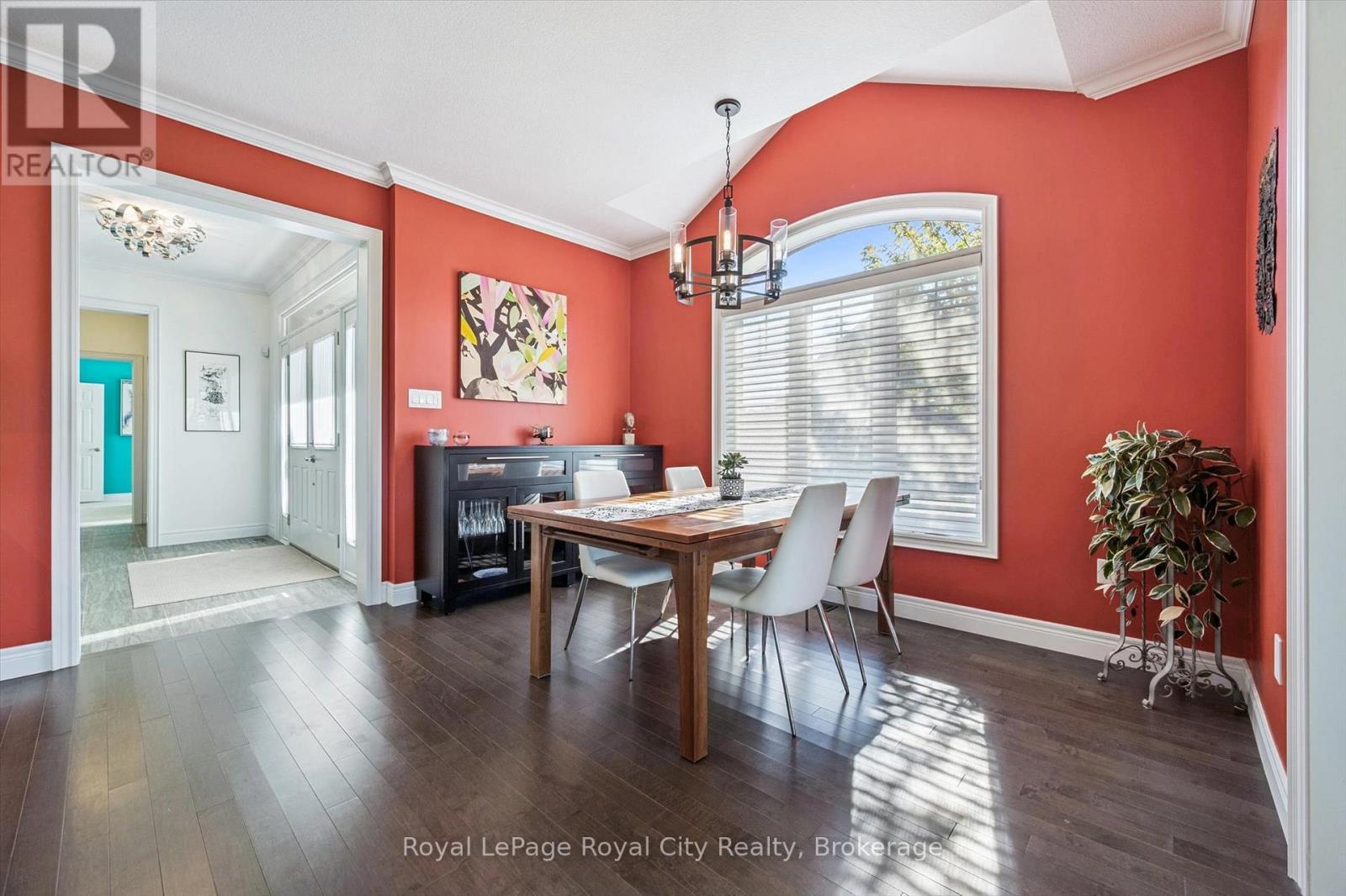 












1 - 39 KAY CRESCENT

,
Guelph (Pineridge/Westminster Woods),




Ontario
N1L0N5

