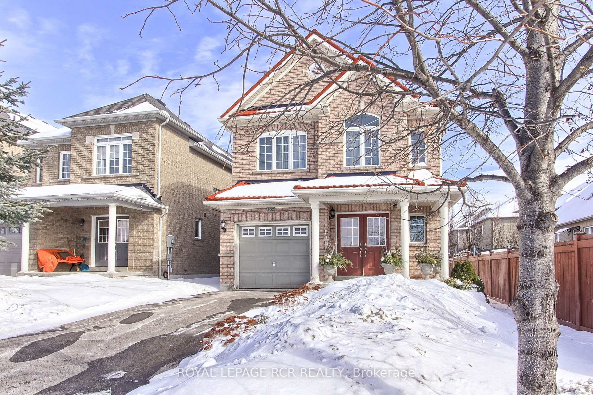 









500


Woodspring

Avenue,
Newmarket,




ON
L9N 0C2


