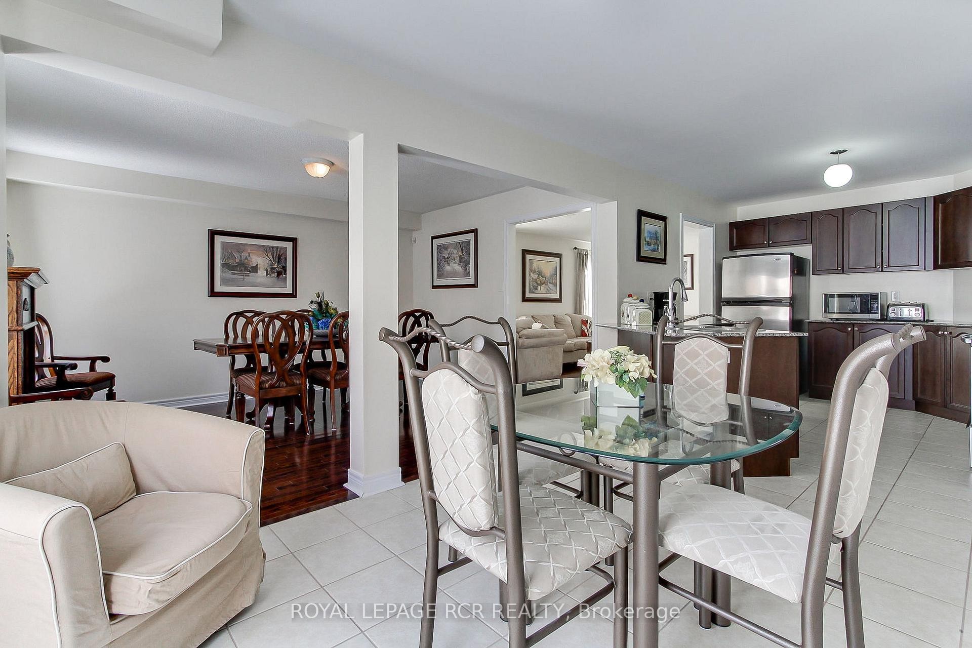 









500


Woodspring

Avenue,
Newmarket,




ON
L9N 0C2

