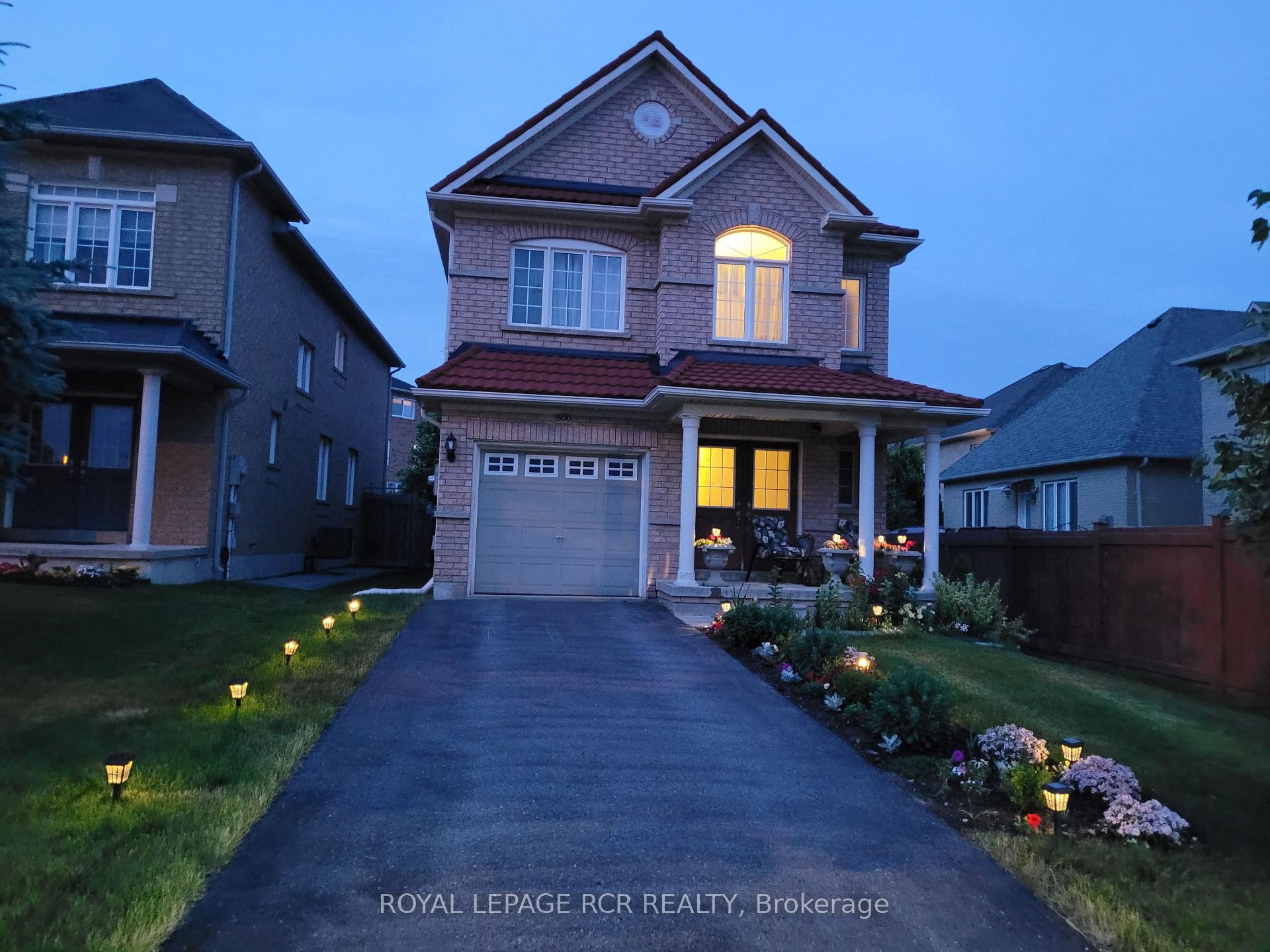 









500


Woodspring

Avenue,
Newmarket,




ON
L9N 0C2

