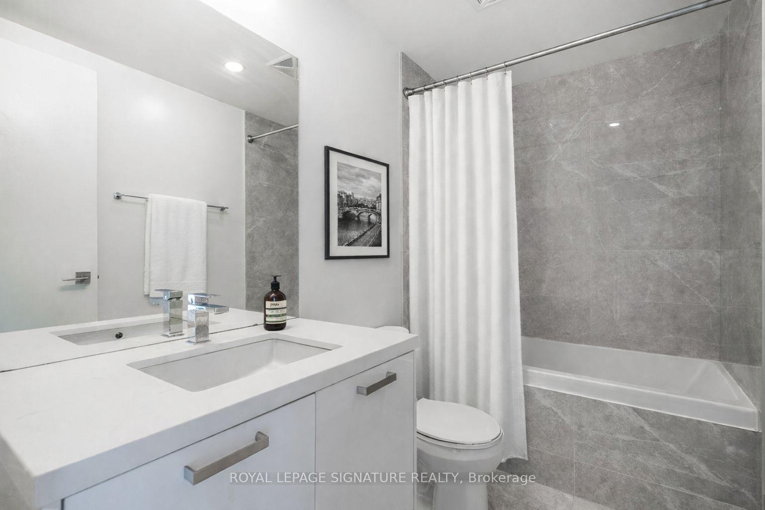 









55


Ontario

Street, 1006,
Toronto,




ON
M5A 0T8

