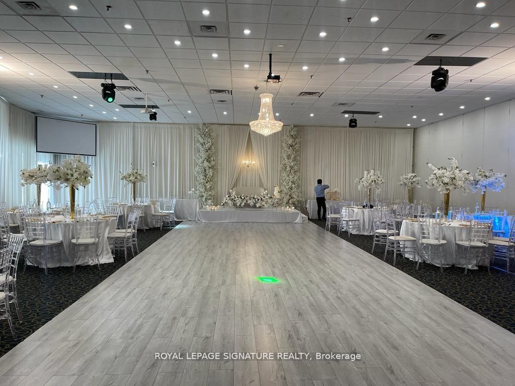 









4801


Steeles

Avenue West, 25,
Toronto,




ON
M9L 2W1

