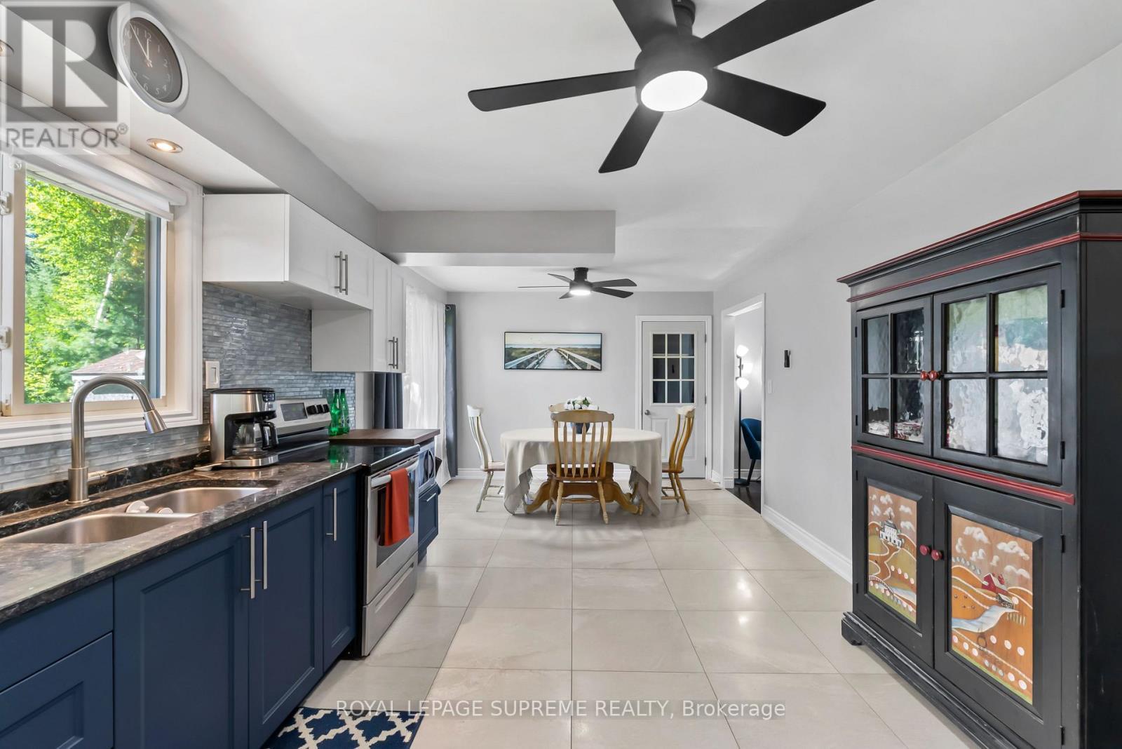 












42 BIRCH STREET

,
South Bruce Peninsula,




Ontario
N0H2G0

