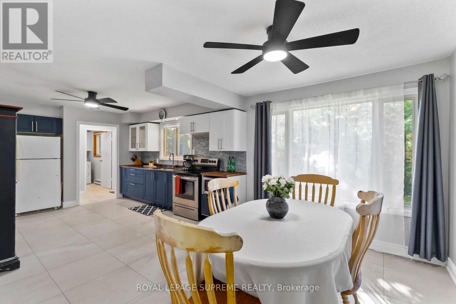 












42 BIRCH STREET

,
South Bruce Peninsula,




Ontario
N0H2G0

