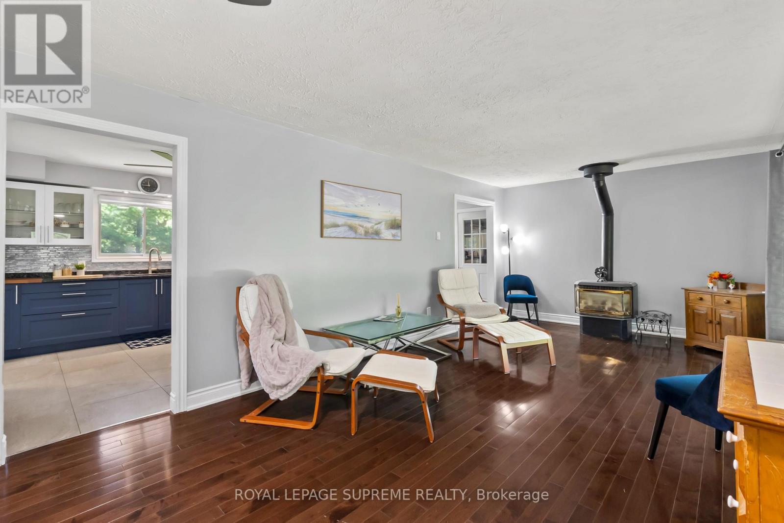 












42 BIRCH STREET

,
South Bruce Peninsula,




Ontario
N0H2G0

