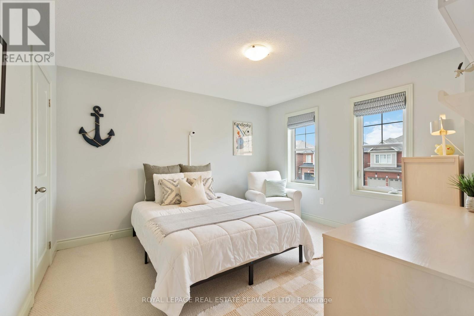 












28 BABCOCK STREET

,
Hamilton,




Ontario
L8B0S6

