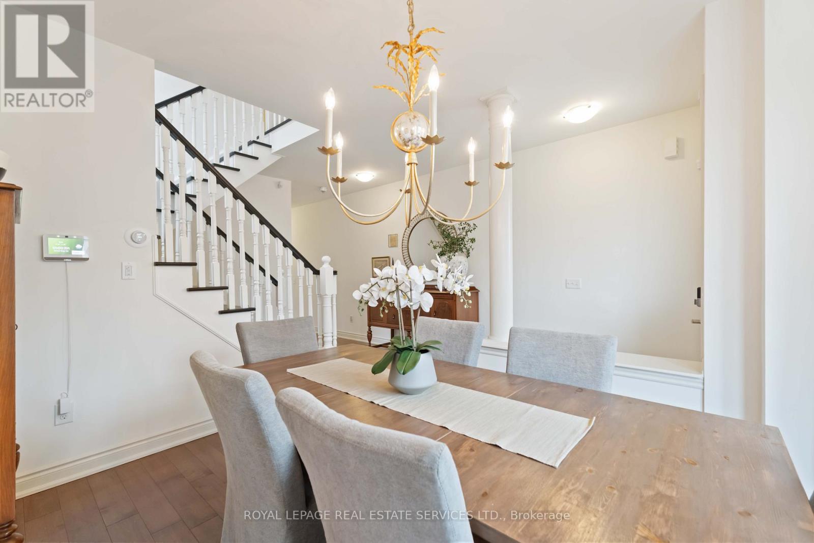 












28 BABCOCK STREET

,
Hamilton,




Ontario
L8B0S6

