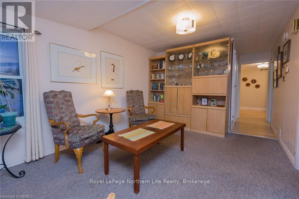 












581 BANNER AVENUE

,
North Bay (Ferris),




Ontario
P1A1X7

