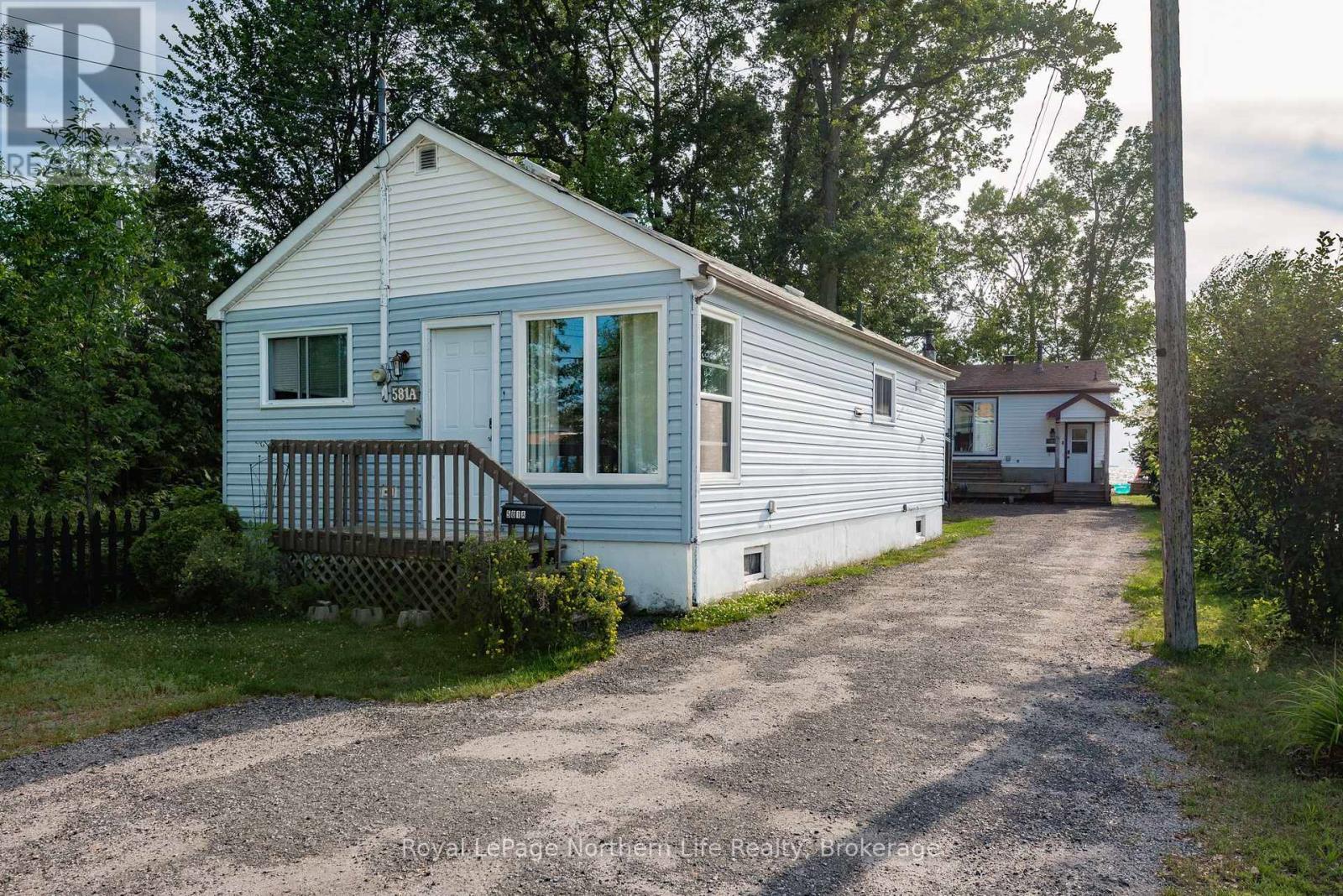 












581 BANNER AVENUE

,
North Bay (Ferris),




Ontario
P1A1X7

