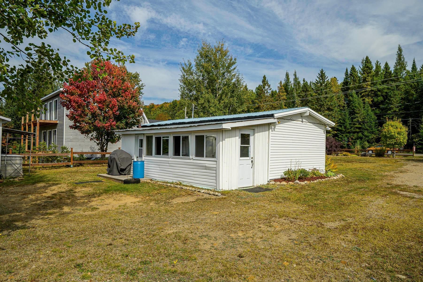 









198


Ch. de la Source

,
Lantier,




QC
J0T1V0

