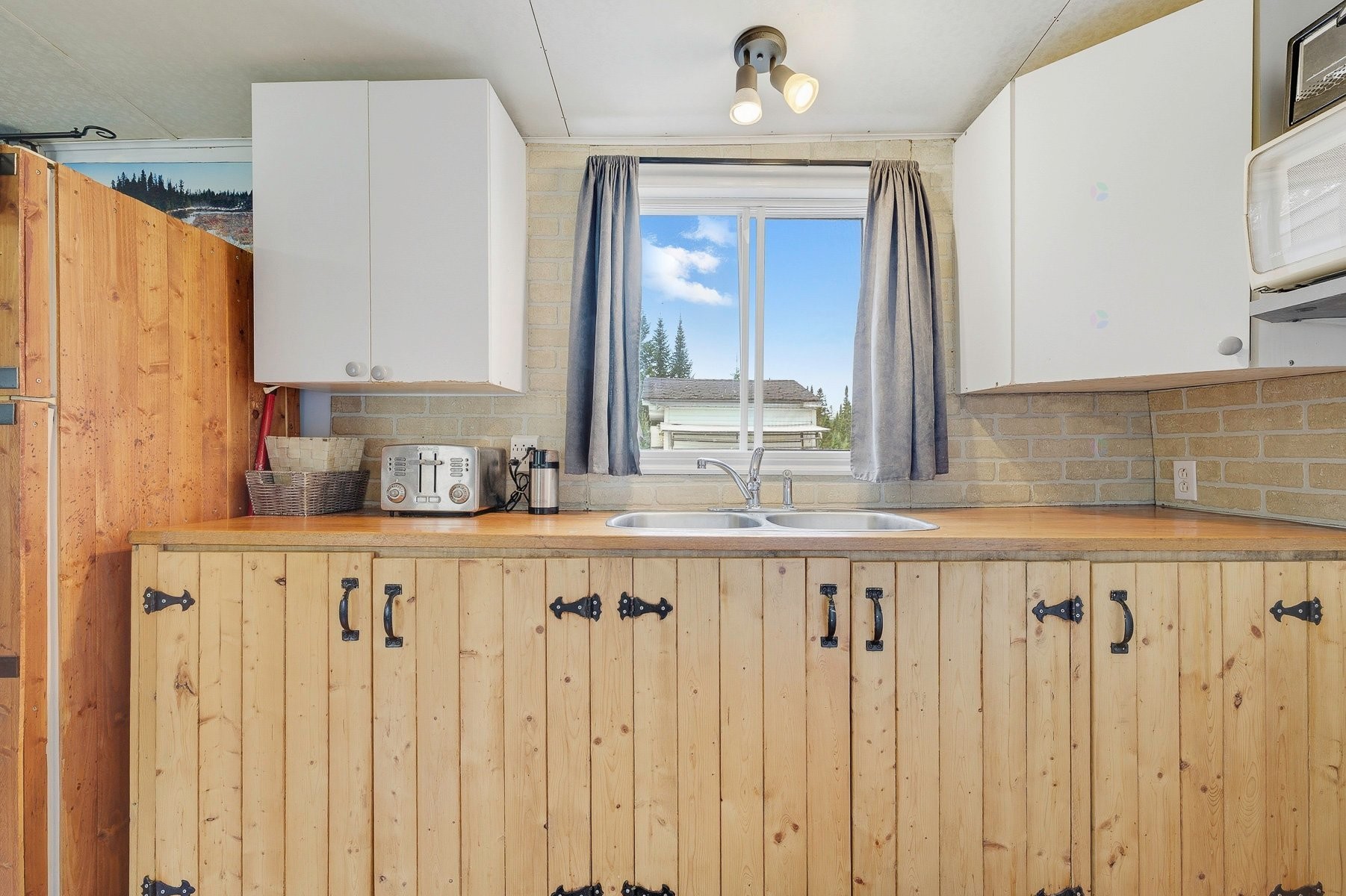 









198


Ch. de la Source

,
Lantier,




QC
J0T1V0

