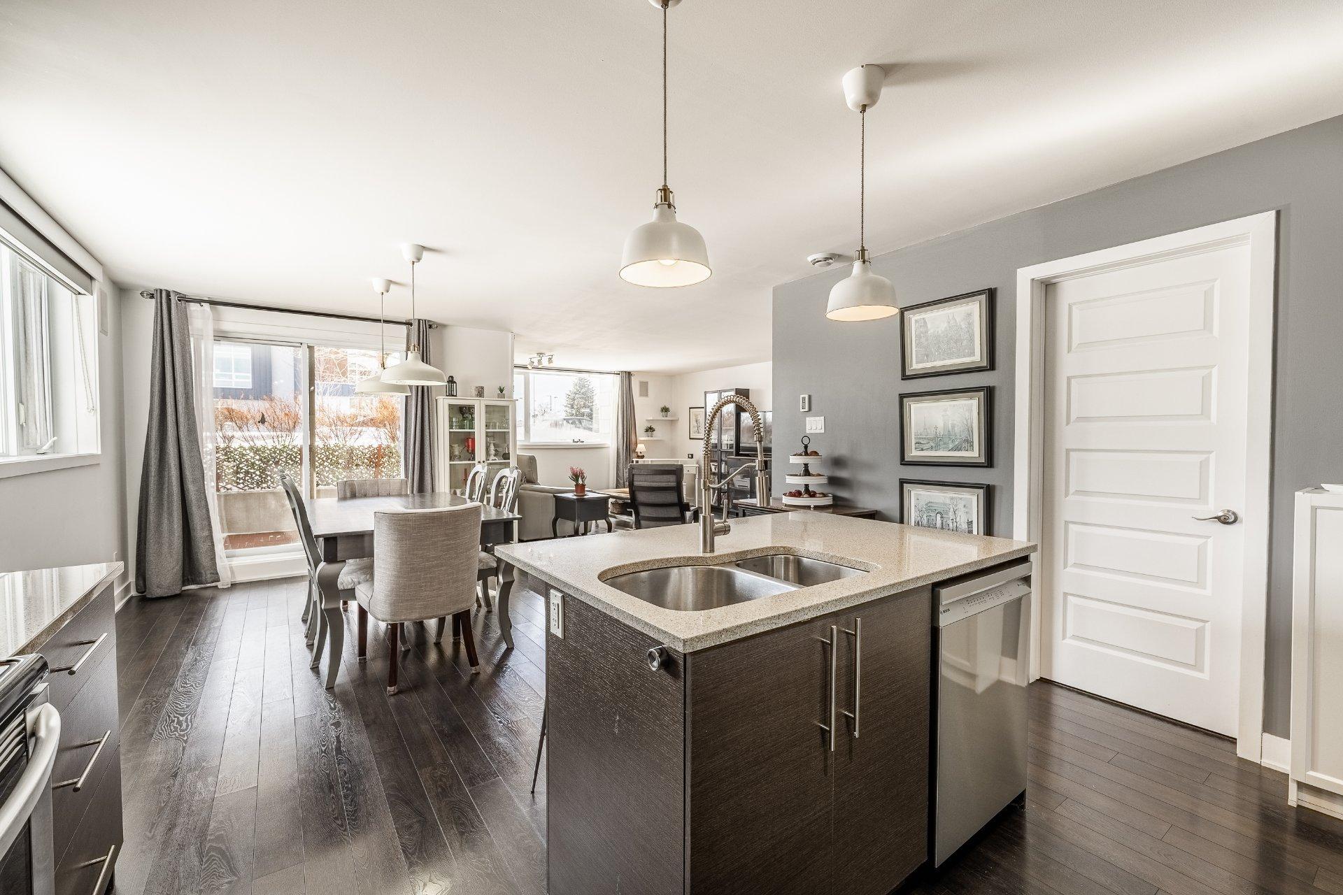 









1705


Boul. Lebel

, 102,
Chambly,




QC
J3L0S3

