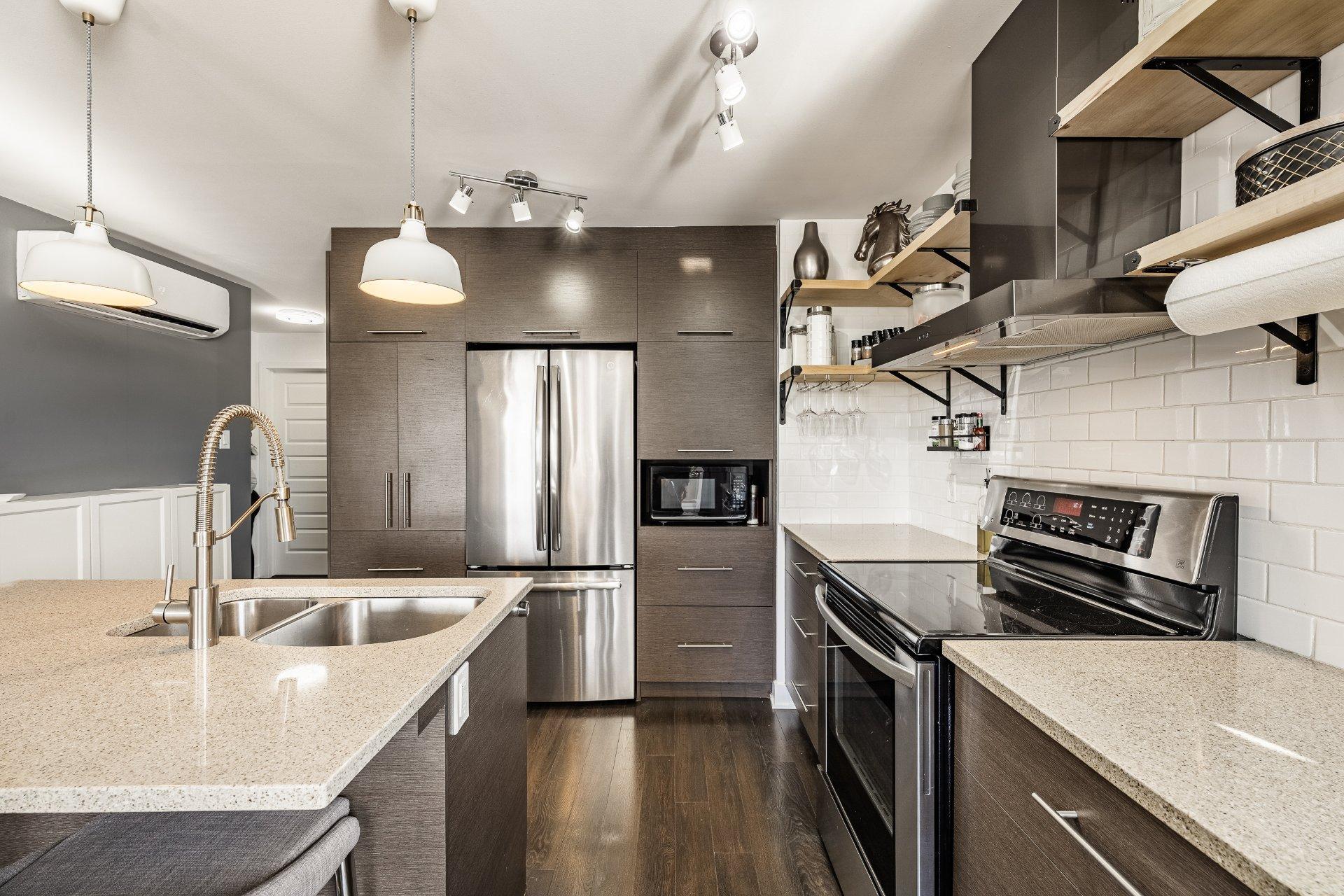 









1705


Boul. Lebel

, 102,
Chambly,




QC
J3L0S3

