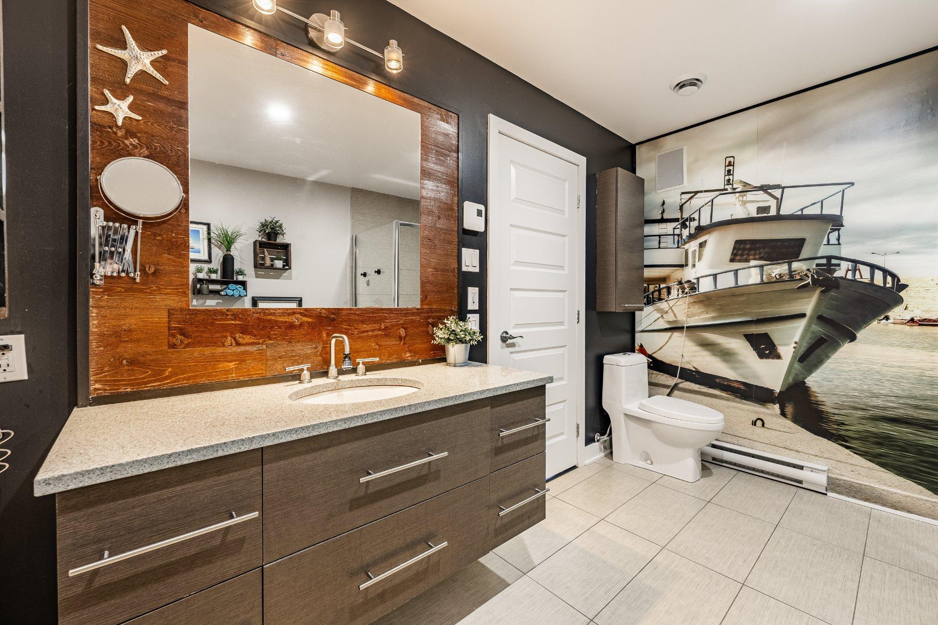 









1705


Boul. Lebel

, 102,
Chambly,




QC
J3L0S3

