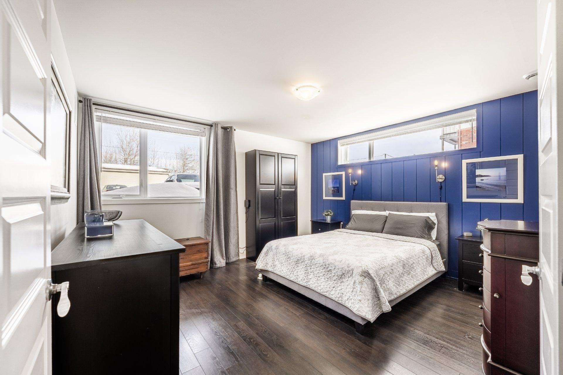 









1705


Boul. Lebel

, 102,
Chambly,




QC
J3L0S3

