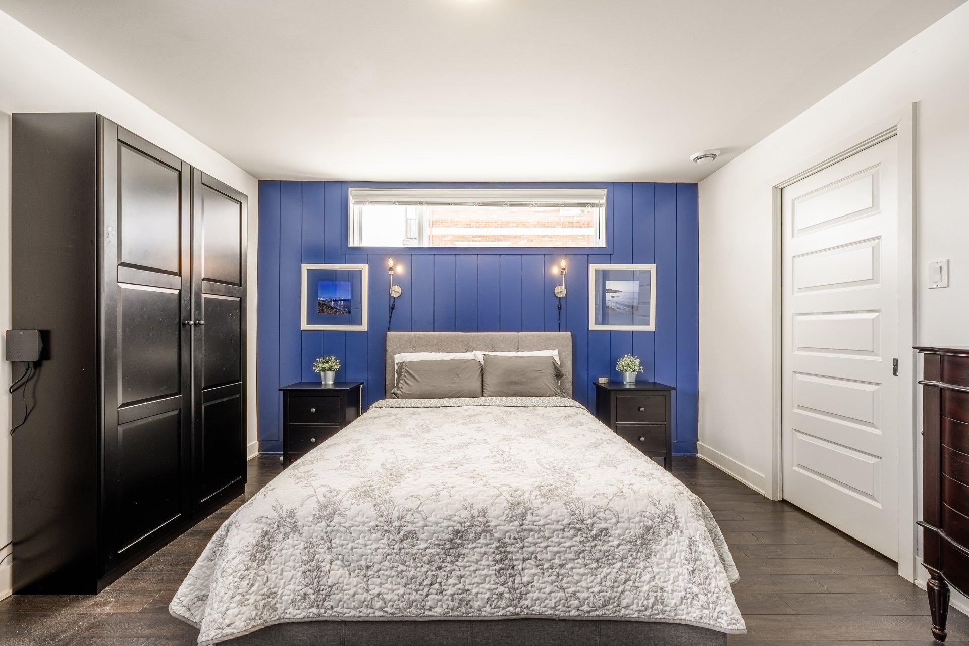 









1705


Boul. Lebel

, 102,
Chambly,




QC
J3L0S3

