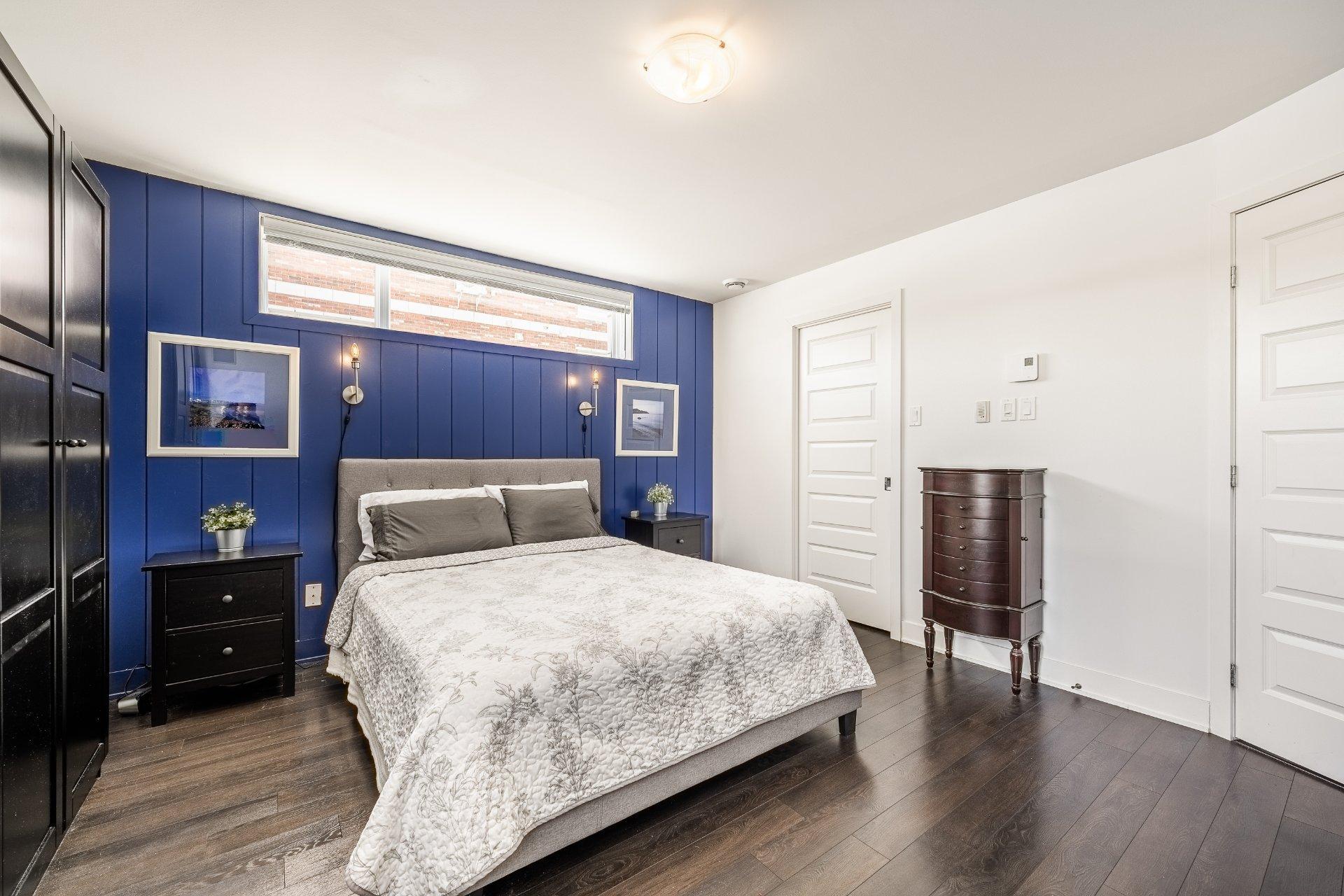 









1705


Boul. Lebel

, 102,
Chambly,




QC
J3L0S3

