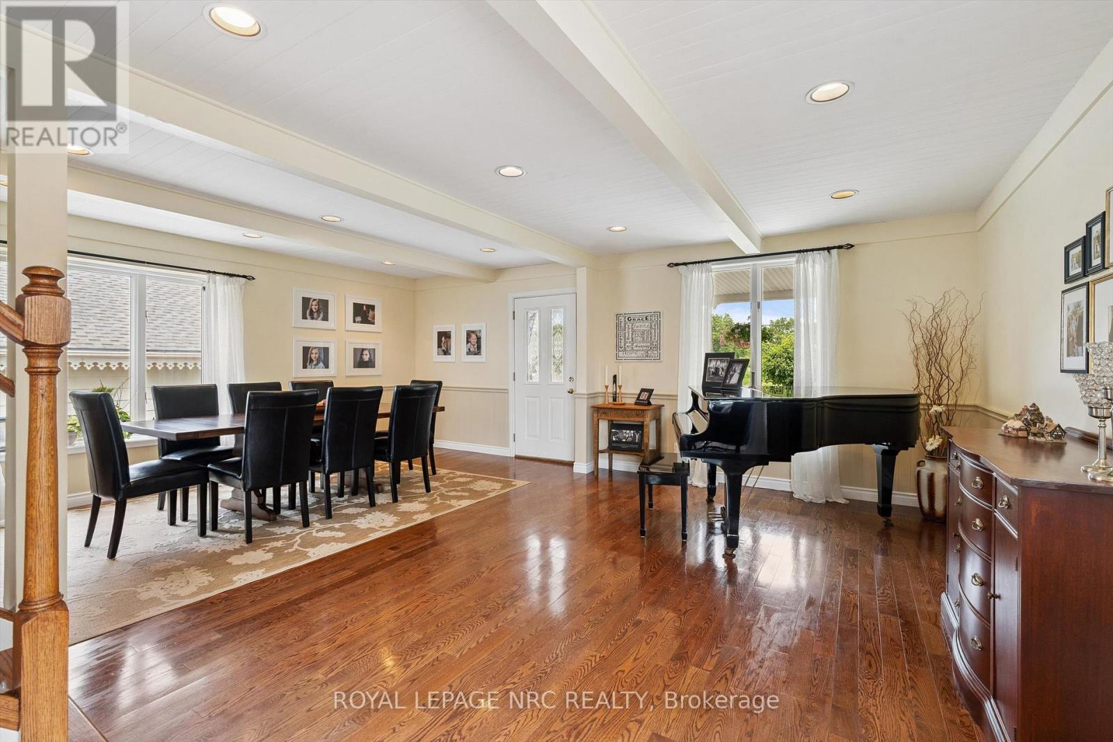 












1287 THIRD STREET

,
St. Catharines (Rural Port),




Ontario
L2R6P9

