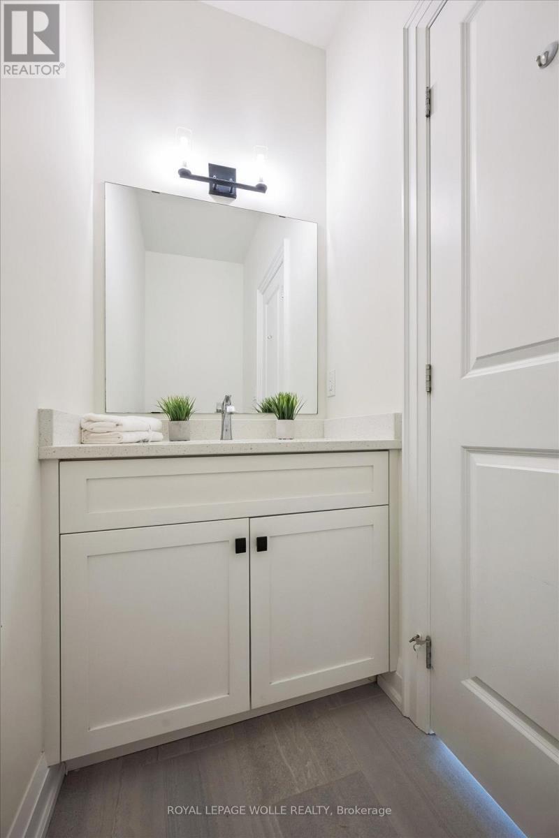 












138 WOODBERRY CRESCENT

,
Woolwich,




Ontario
N3B0E5

