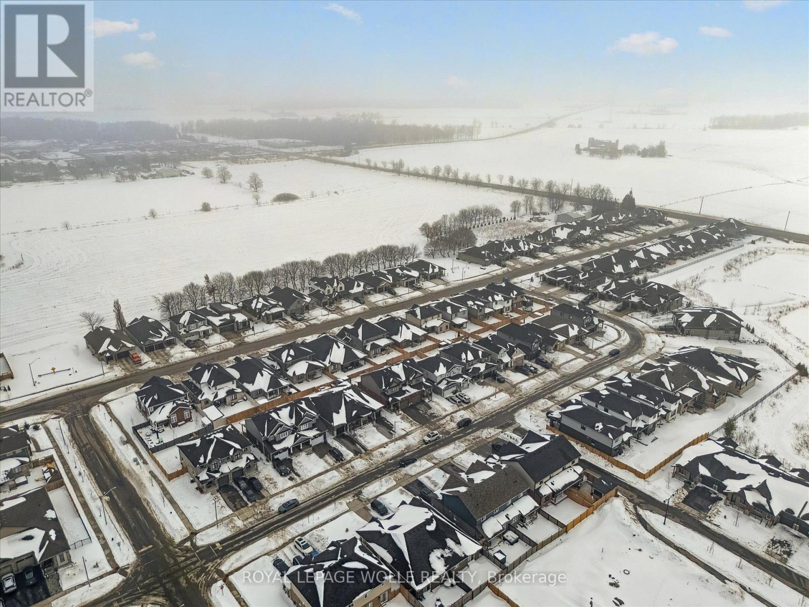 












138 WOODBERRY CRESCENT

,
Woolwich,




Ontario
N3B0E5

