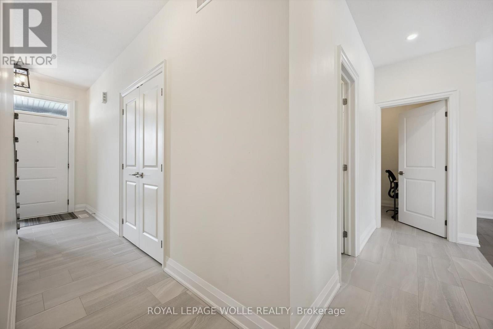 












138 WOODBERRY CRESCENT

,
Woolwich,




Ontario
N3B0E5

