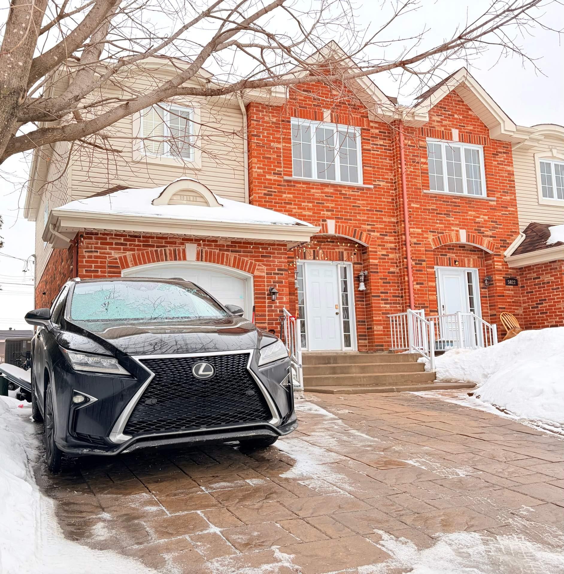 









5018


Rue Périard

,
Montréal (Pierrefonds-Roxboro),




QC
H9J4E2

