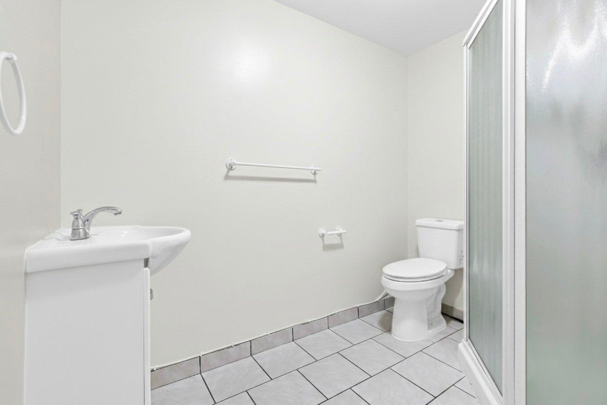 









5018


Rue Périard

,
Montréal (Pierrefonds-Roxboro),




QC
H9J4E2

