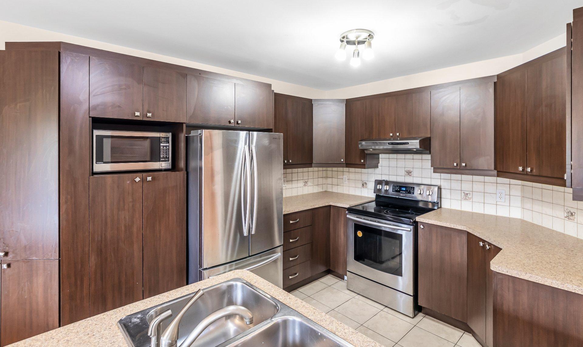 









5018


Rue Périard

,
Montréal (Pierrefonds-Roxboro),




QC
H9J4E2

