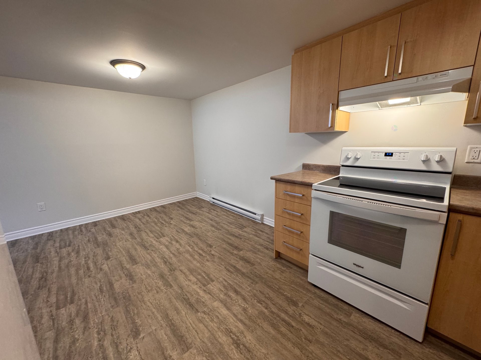 









1196


Boul. Maloney E.

,
Gatineau (Gatineau),




QC
J8P1H9

