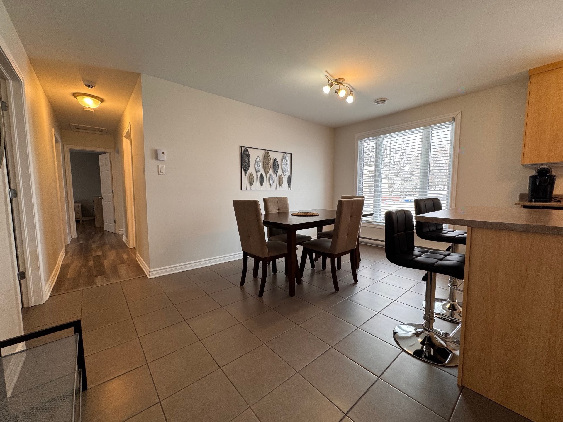 









1196


Boul. Maloney E.

,
Gatineau (Gatineau),




QC
J8P1H9

