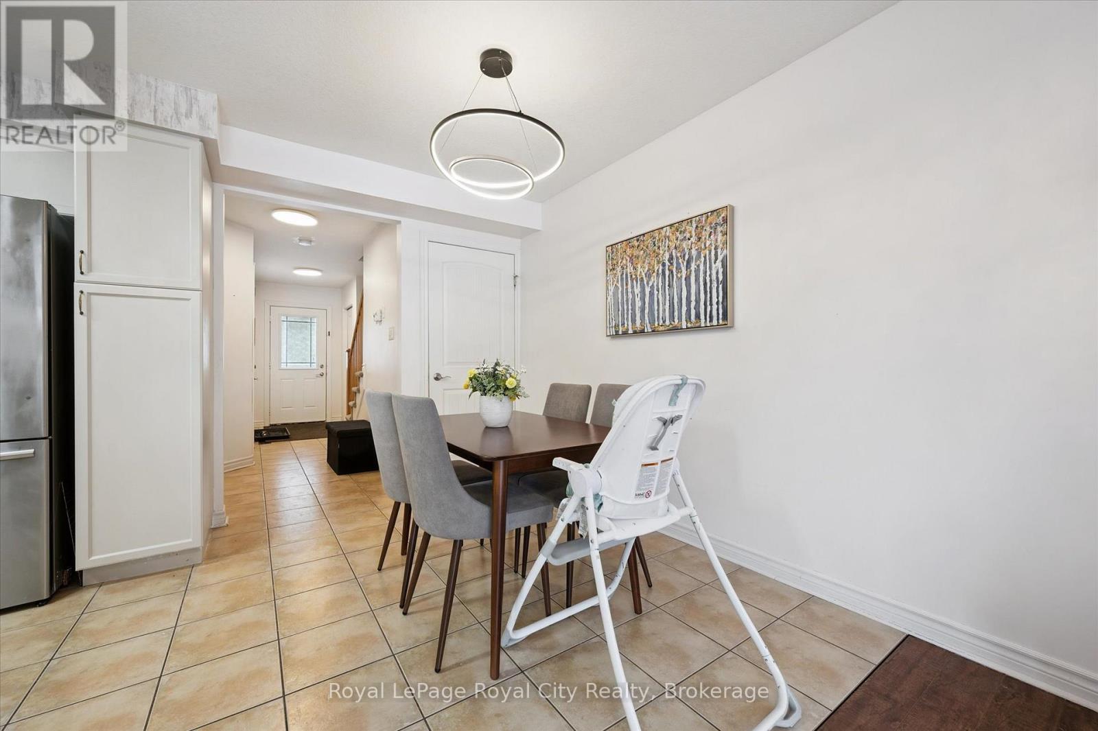 












91 LAMBETH WAY

,
Guelph (Pineridge/Westminster Woods),




Ontario
N1L0H1

