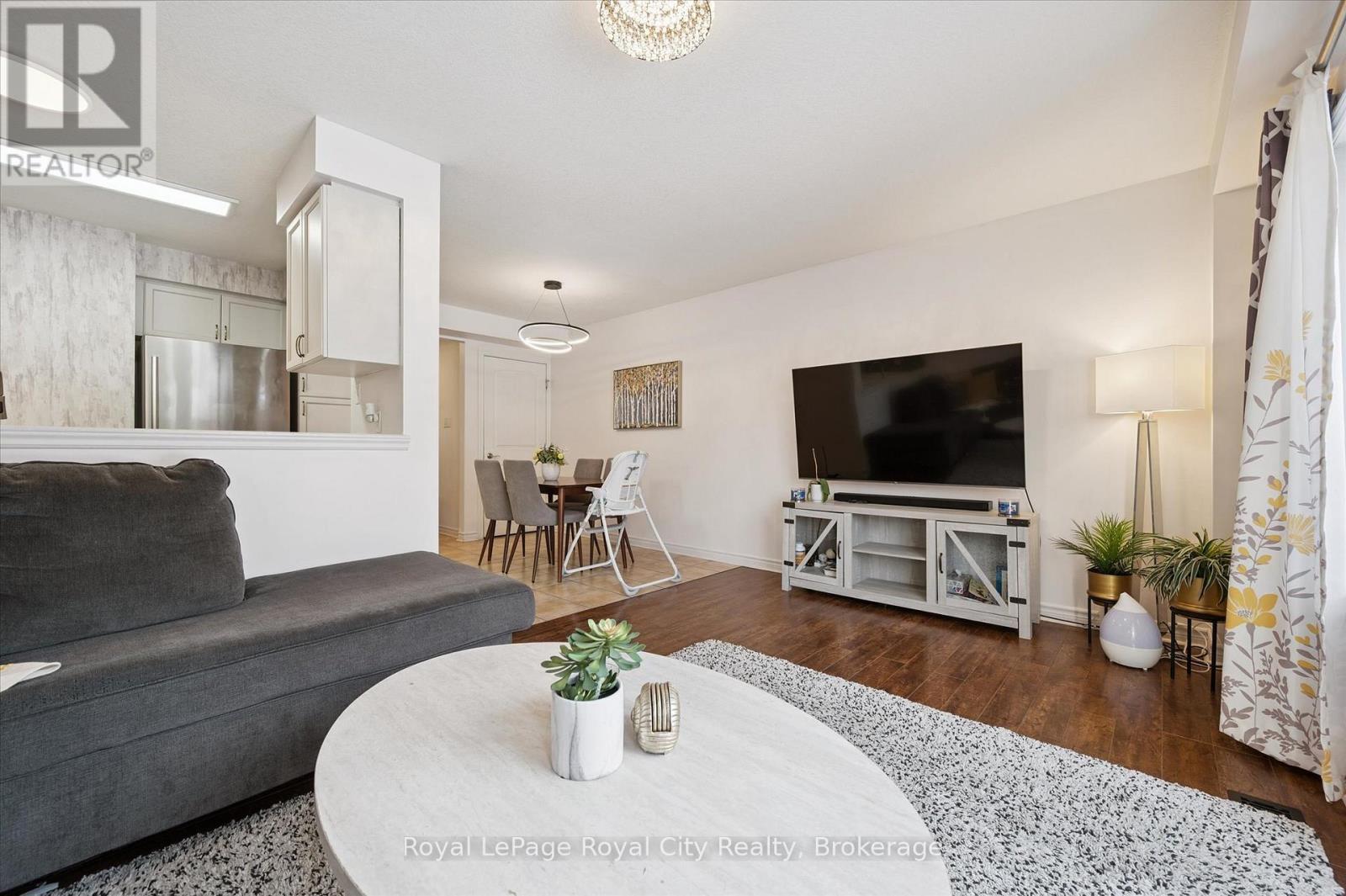 












91 LAMBETH WAY

,
Guelph (Pineridge/Westminster Woods),




Ontario
N1L0H1

