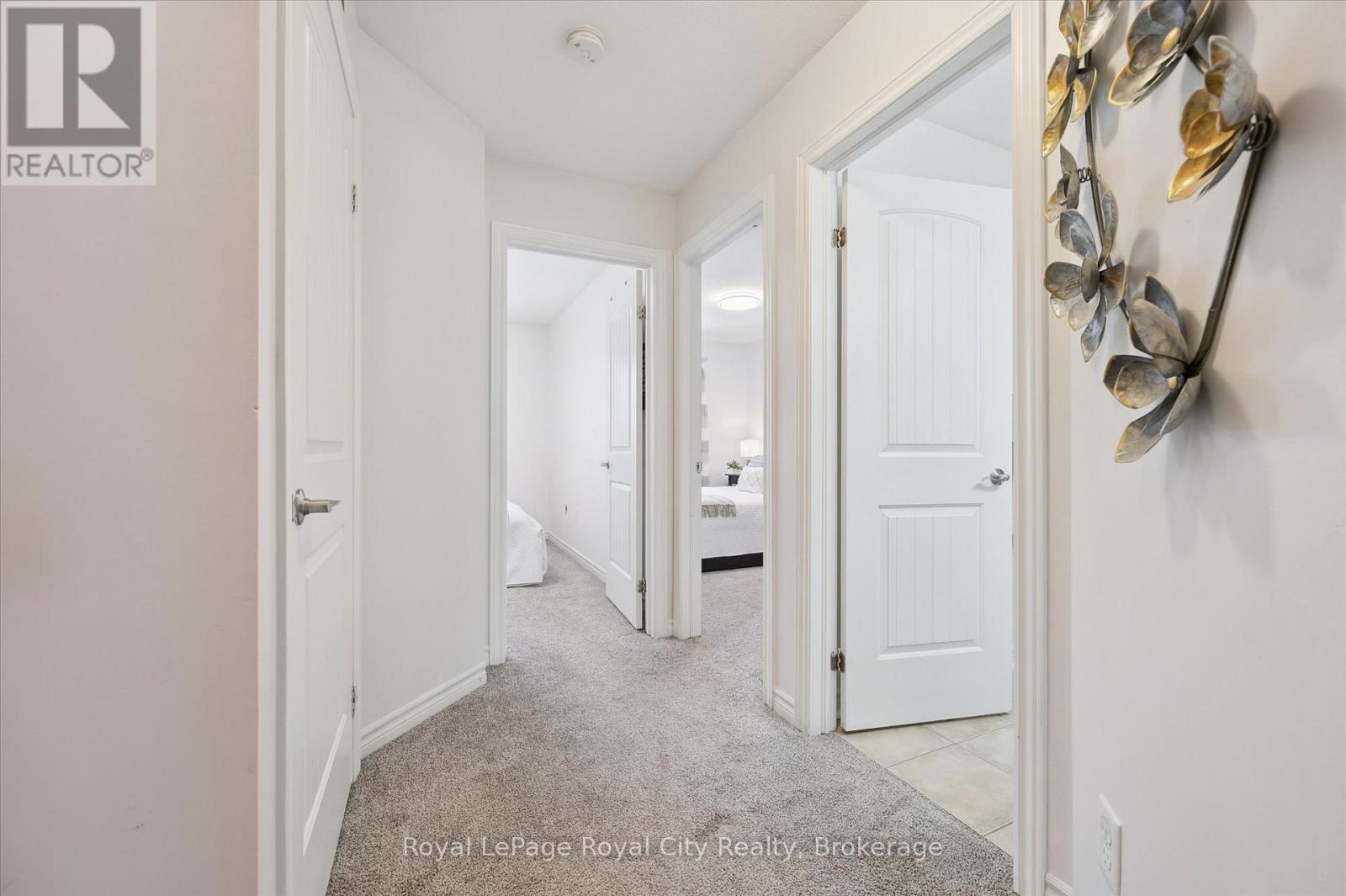 












91 LAMBETH WAY

,
Guelph (Pineridge/Westminster Woods),




Ontario
N1L0H1

