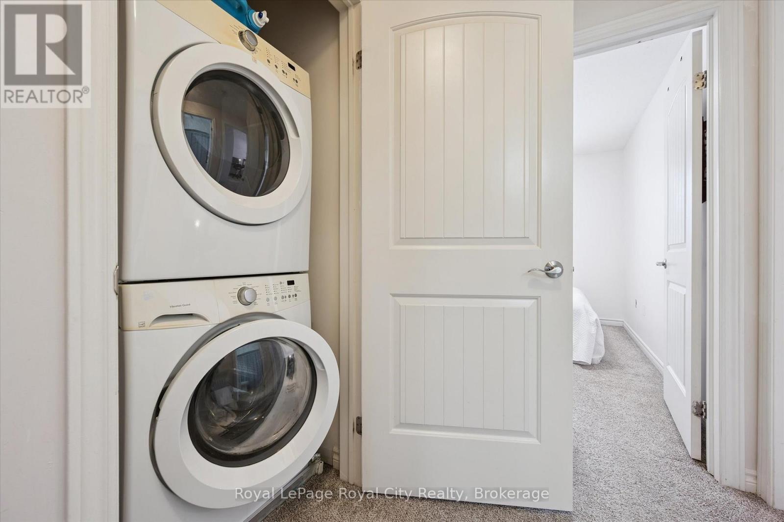 












91 LAMBETH WAY

,
Guelph (Pineridge/Westminster Woods),




Ontario
N1L0H1

