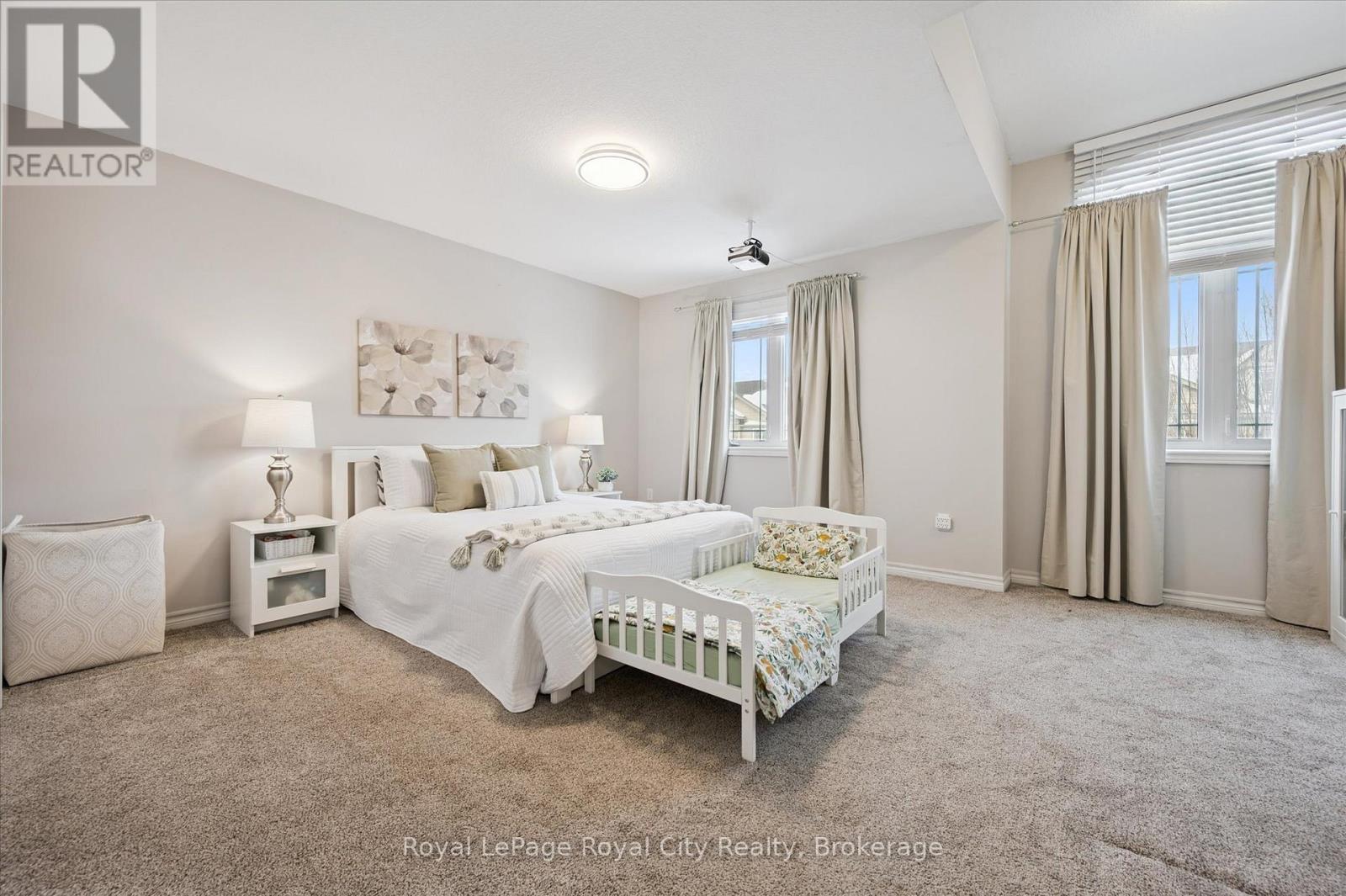 












91 LAMBETH WAY

,
Guelph (Pineridge/Westminster Woods),




Ontario
N1L0H1

