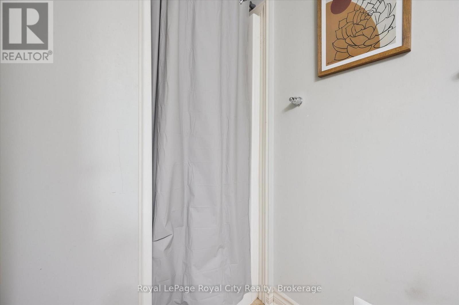 












91 LAMBETH WAY

,
Guelph (Pineridge/Westminster Woods),




Ontario
N1L0H1

