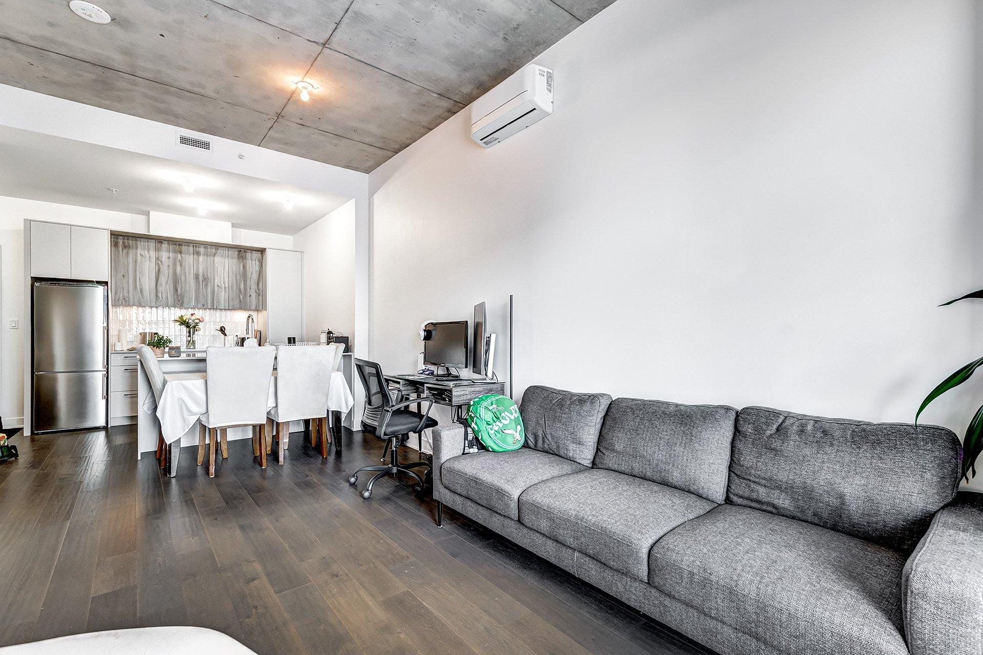 









7227


Boul. Newman

, 610,
Montréal (LaSalle),




QC
H8N0H7

