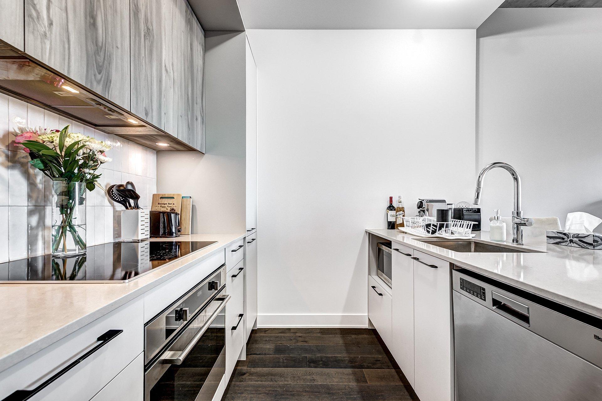 









7227


Boul. Newman

, 610,
Montréal (LaSalle),




QC
H8N0H7

