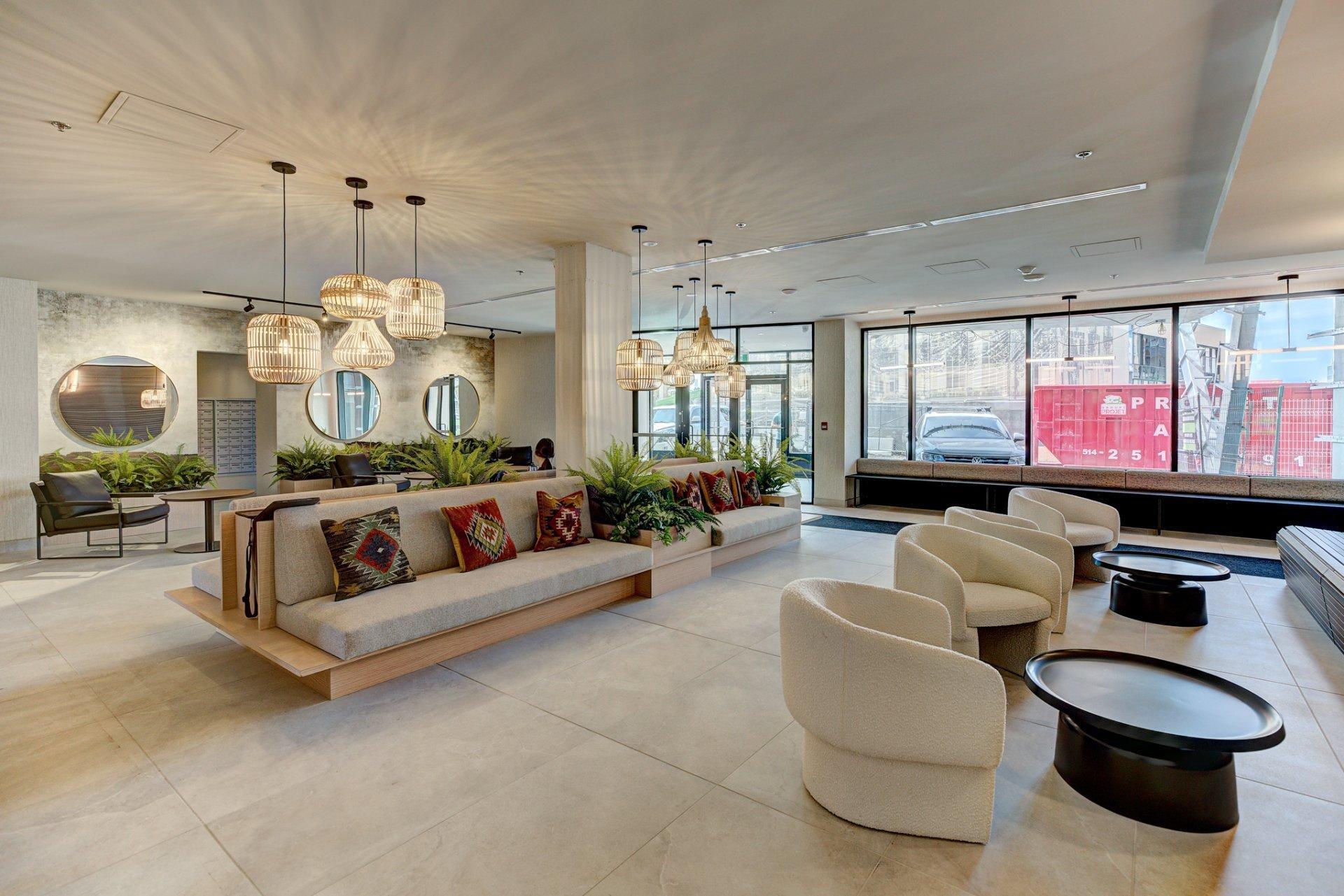 









7227


Boul. Newman

, 610,
Montréal (LaSalle),




QC
H8N0H7

