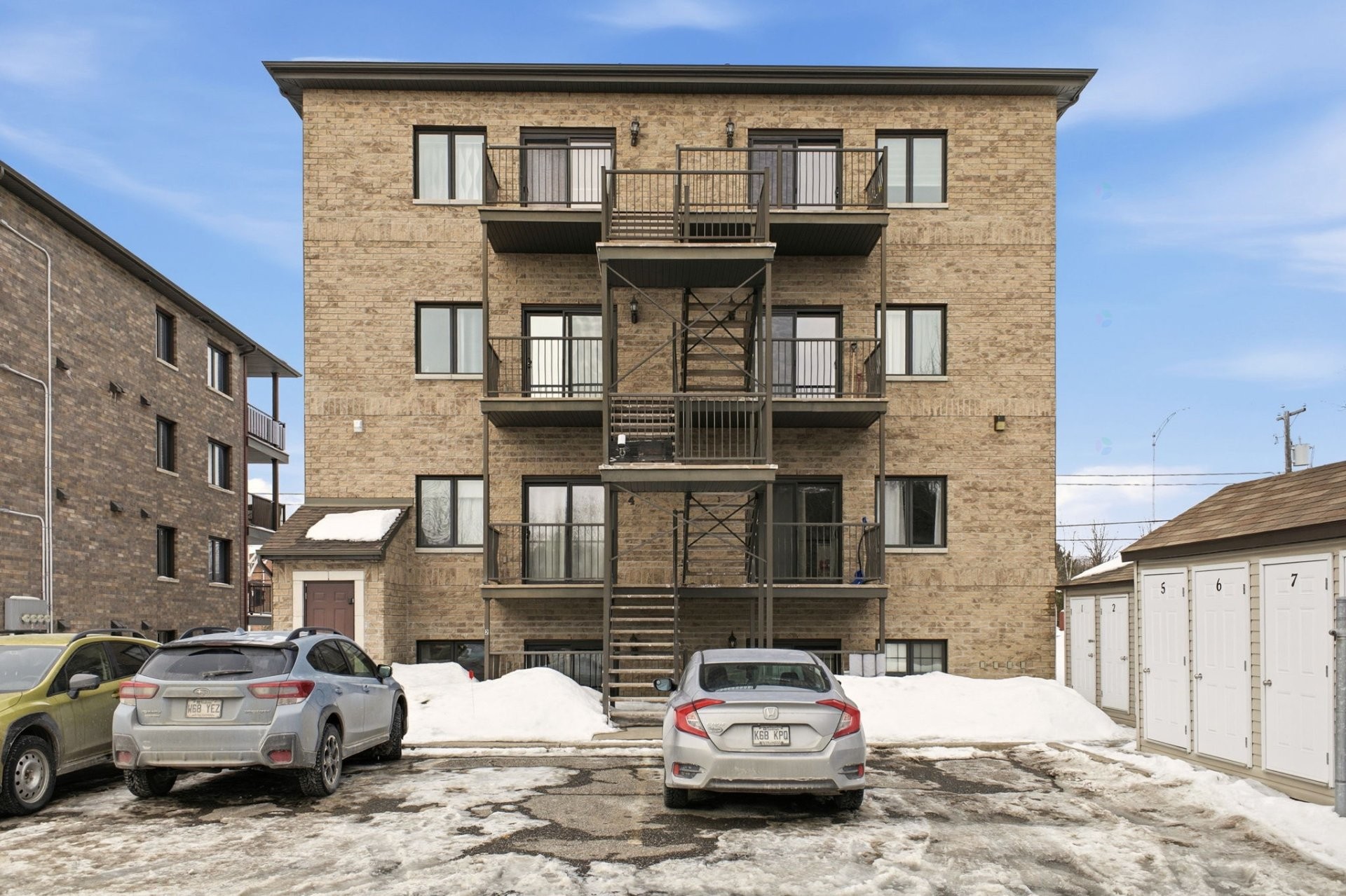 









836


Boul. Maloney E.

, 4,
Gatineau (Gatineau),




QC
J8P1H1

