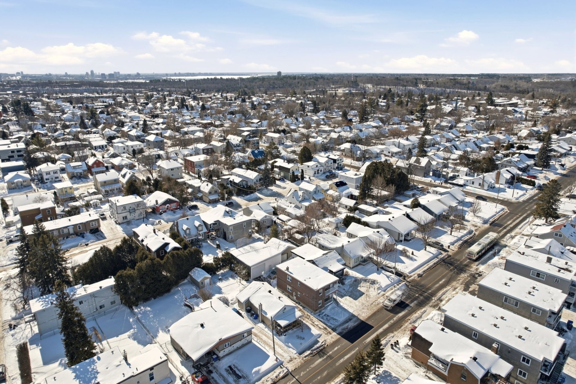 









104


Rue Jeanne-d'Arc

,
Gatineau (Hull),




QC
J8Y2H7

