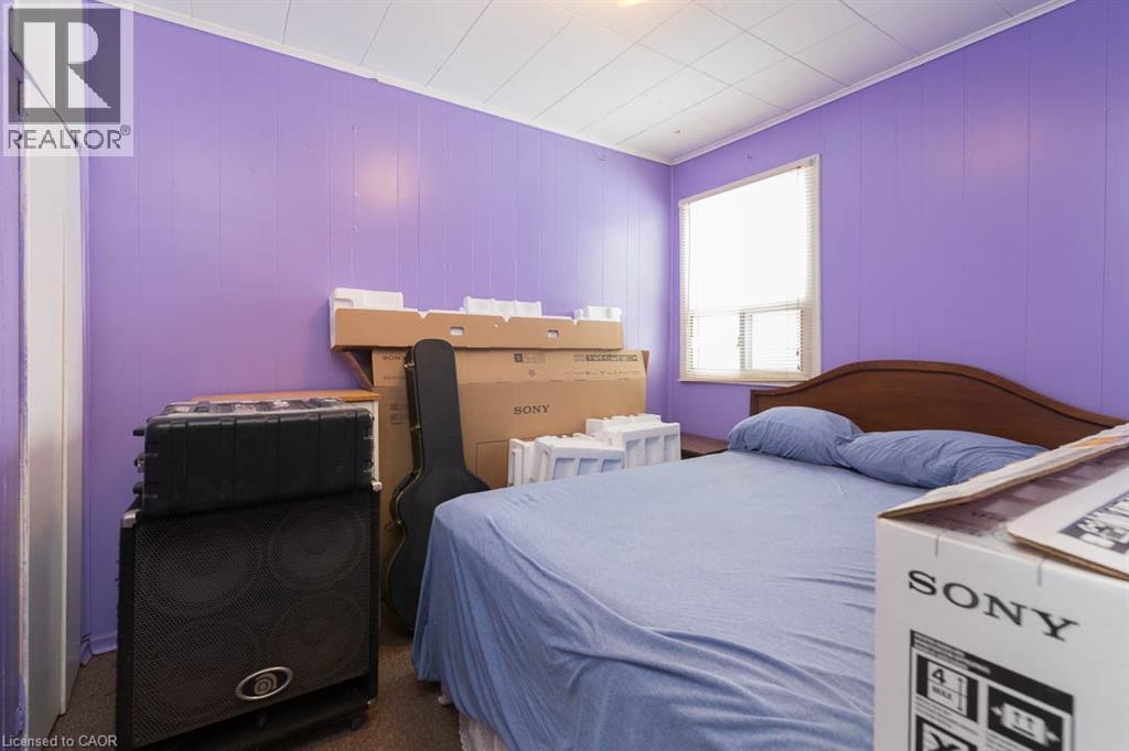 












341 CORVETTE Street

,
Welland,




Ontario
L3B4S5

