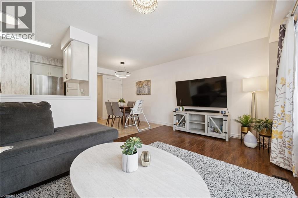 












91 LAMBETH Way

,
Guelph,




Ontario
N1L0H1

