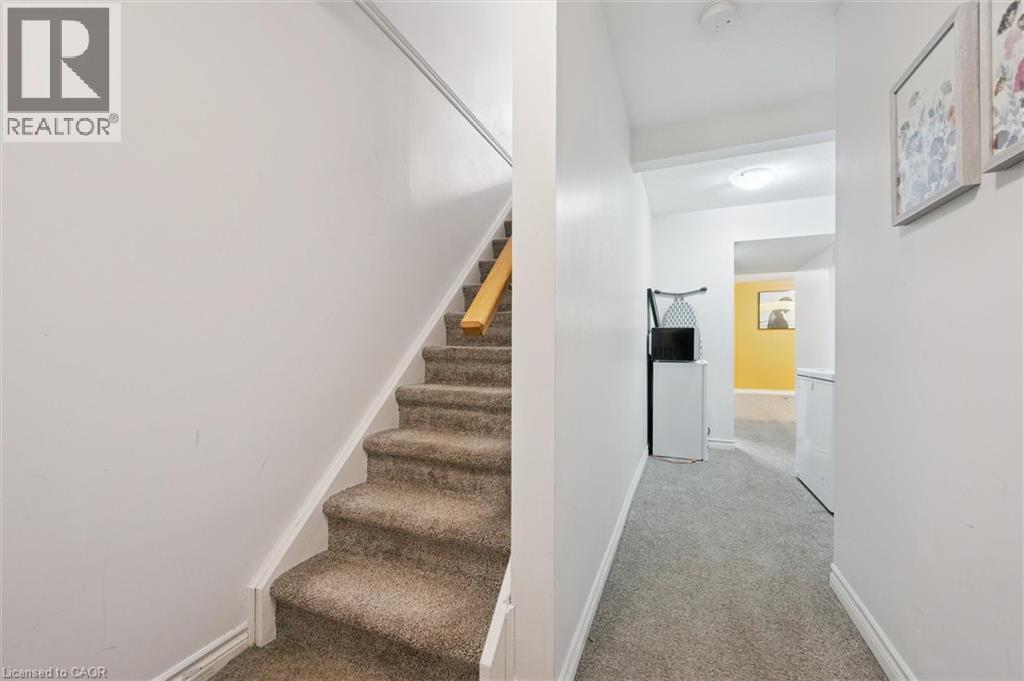 












91 LAMBETH Way

,
Guelph,




Ontario
N1L0H1

