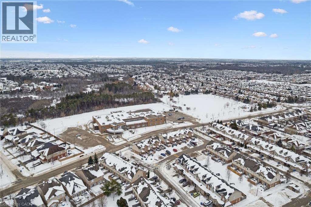 












91 LAMBETH Way

,
Guelph,




Ontario
N1L0H1

